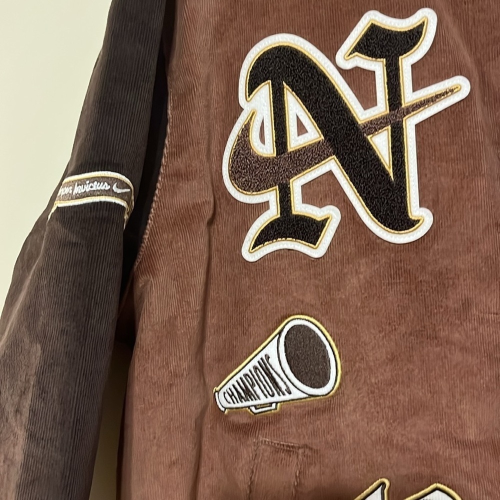 NWT Nike Therma Fit Varsity Jacket, Men’s Sz Medium, Brown - Picture 10 of 15